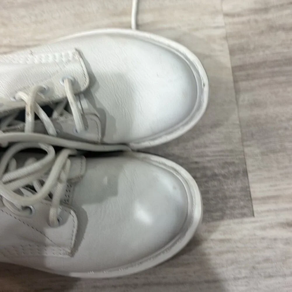 Dr. Martens White Mono 1460 lace up boots size 5